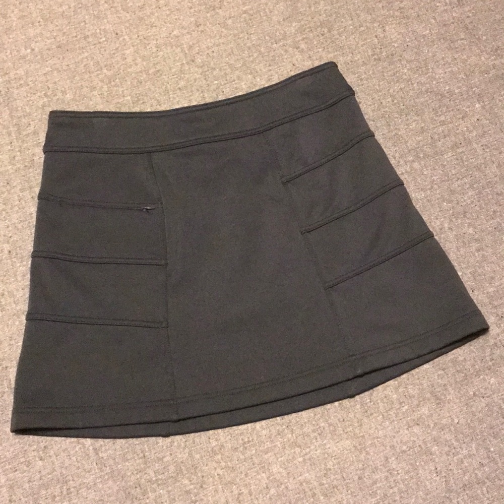 Athleta Fleece Mini Skirt EUC